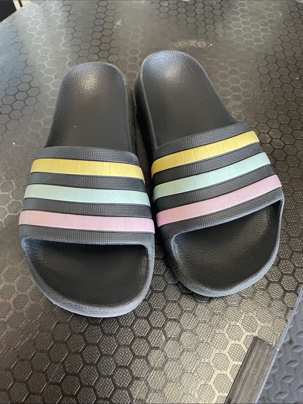Girl’s size 1US Adidas Striped Sandals/Slides with Pastel Stripes